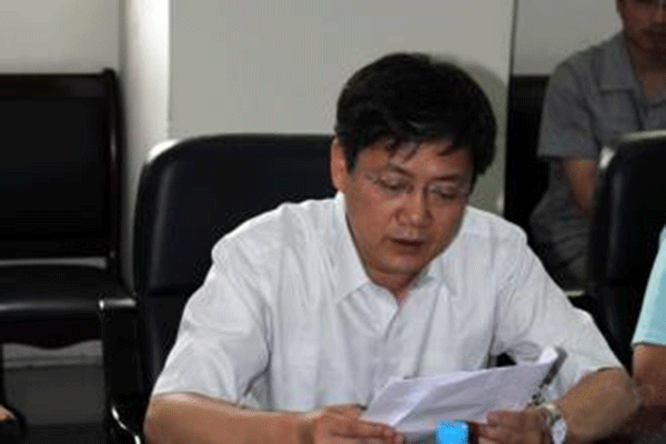 西瑪電機(jī)董事長(zhǎng)楊允成被評(píng)為“陜西省十大民營(yíng)企業(yè)家”。